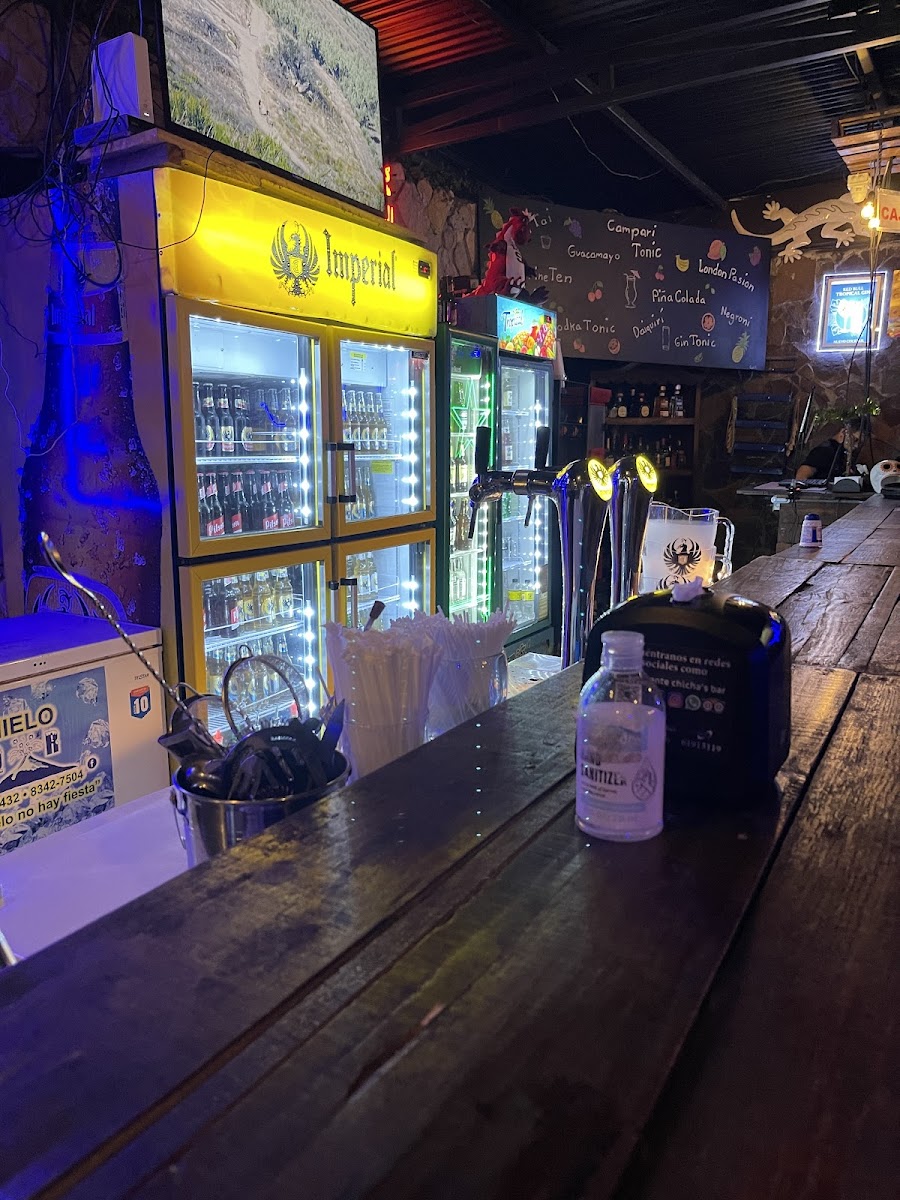 Chicha's Bar And Restaurant